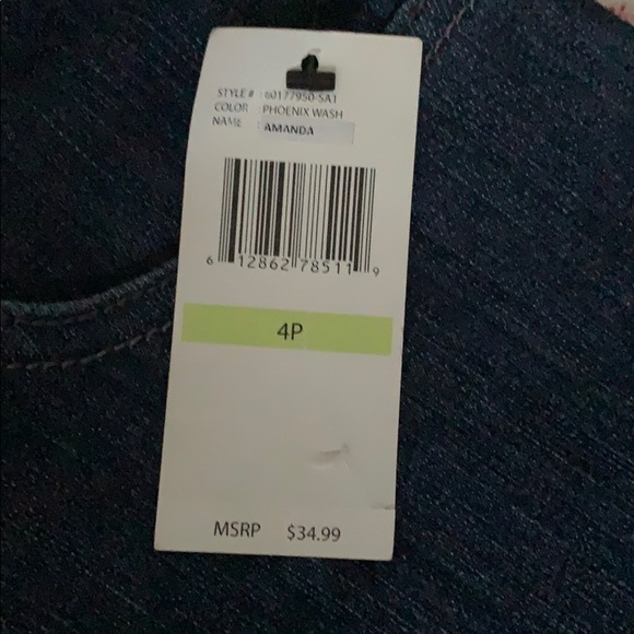 Gloria Vanderbilt Petite Amanda Stretch Jeans 4P - Picture 3 of 8